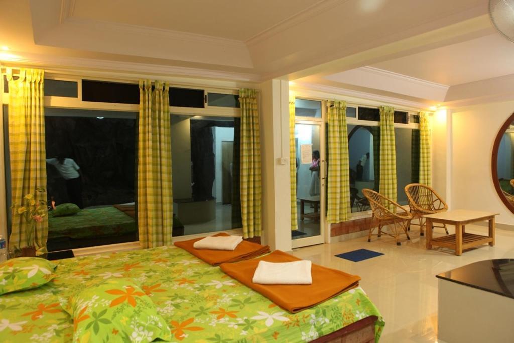 Eagle Eye Resorts Sangameswarpet Exterior foto